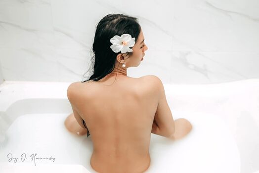 Full leaked Aurey balonzo page private photo