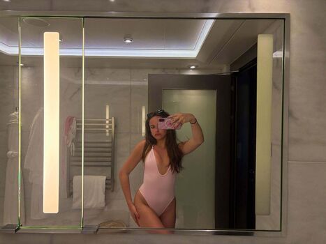Full leaked Ava cooper private photo