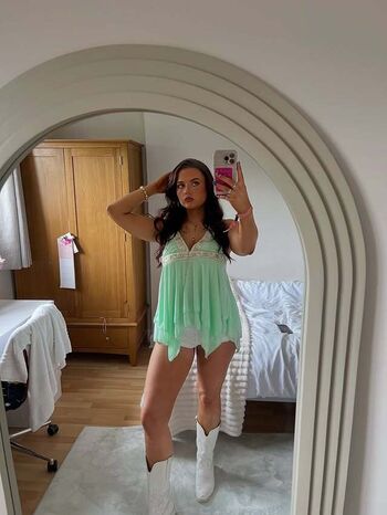 Full leaked Ava guilfoyle private photo