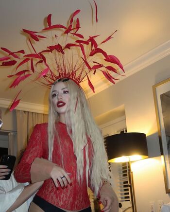 Full leaked Ava max  page private photo
