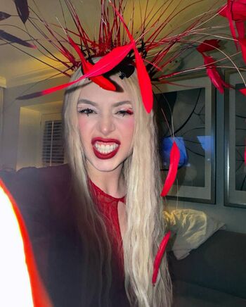 Full leaked Ava max  page private photo