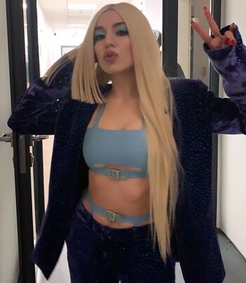Full leaked Ava max  page private photo