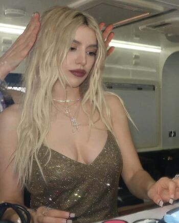 Full leaked Ava max page private photo