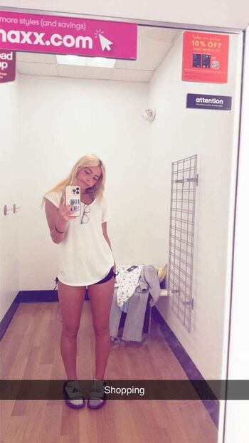 Full leaked Ava nucci page private photo