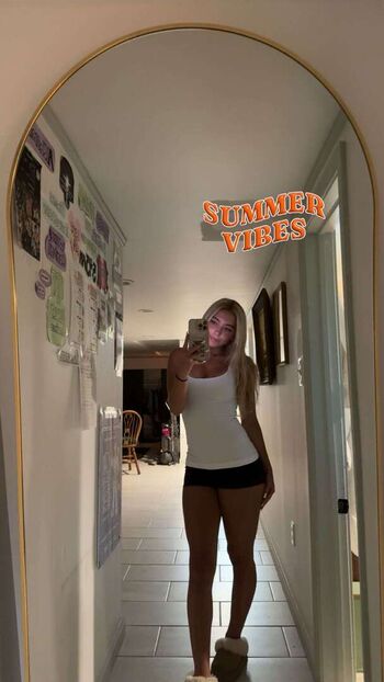 Full leaked Ava nucci page private photo