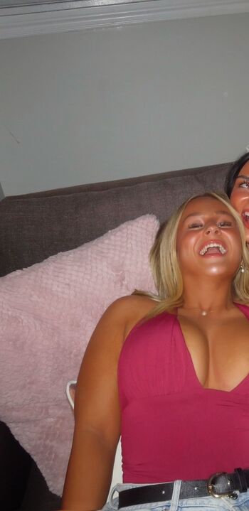 Leaked Evelyn rose/ private photo viral onlyfans