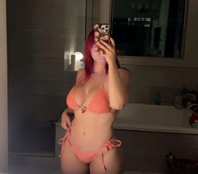 Full leaked Avasreddiary page private photo