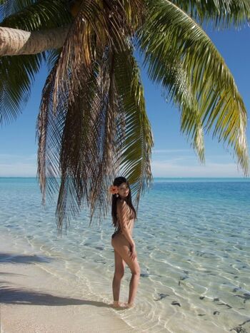 Full leaked Avasuun private photo