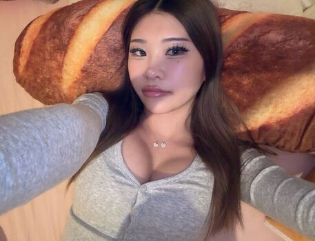 Full leaked Avasuun private photo