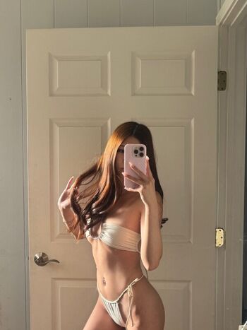 Full leaked Avasuun private photo
