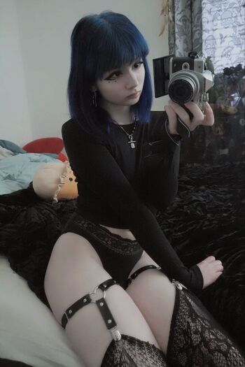 Full leaked Avavme private photo