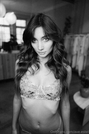 Ave.estel
