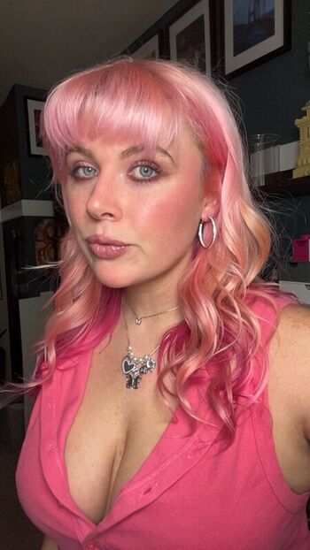 Full leaked Averageallison private photo