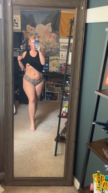 Full leaked Averageallison private photo
