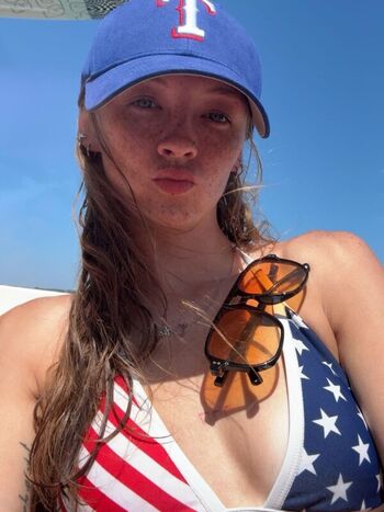 Full leaked Avery shipp page private photo