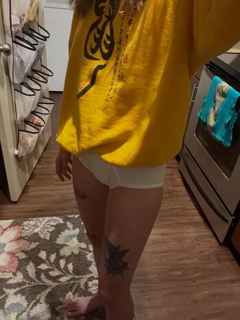 Full leaked Averyshipp private photo