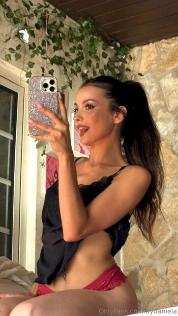 Full leaked Aydaniela page private photo