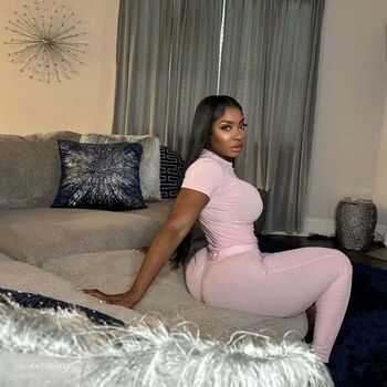 Full leaked Ayesha howard private photo