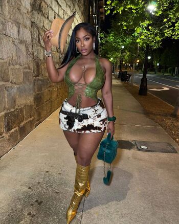 Full leaked Ayesha howard private photo