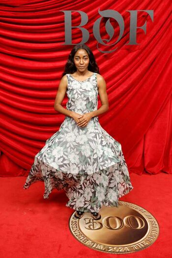 Full leaked Ayo edebiri private photo