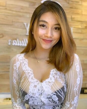 Full leaked Ayu tarisa private photo