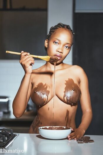 Full leaked Azanian doll private photo