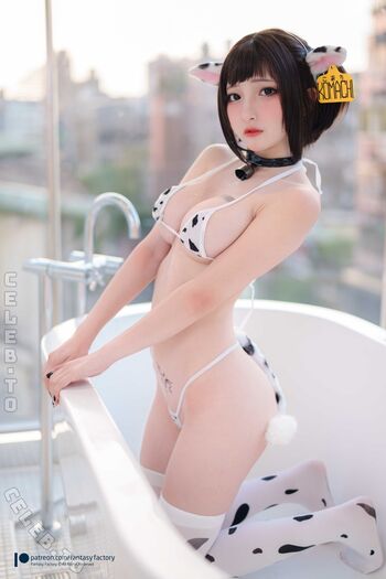 Full leaked Azra  page private photo