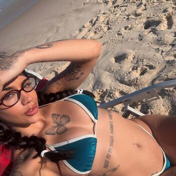 Leaked Nene booty / private photo viral onlyfans