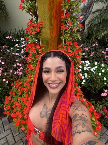 Leaked Alinity/ private photo viral onlyfans