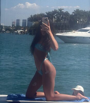 Full leaked Babipetite private photo