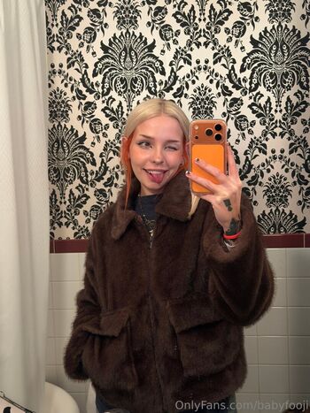 babyfooji / peachtot