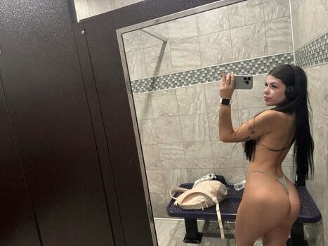 Full leaked Babyliv private photo