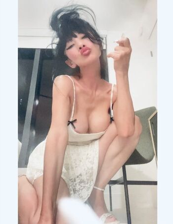 Bai Ling