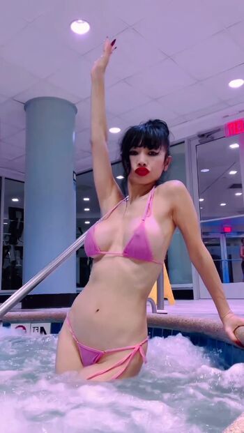 Bai Ling