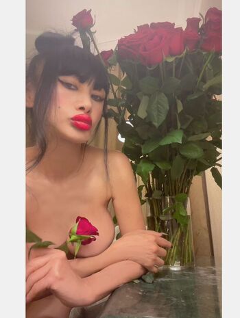 Full leaked Bai ling  page private photo