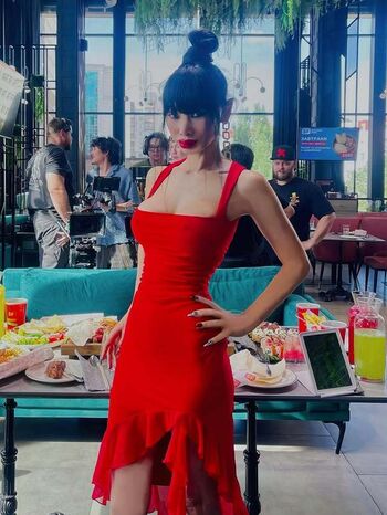 Full leaked Bai ling  page private photo