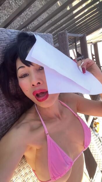 Bai Ling