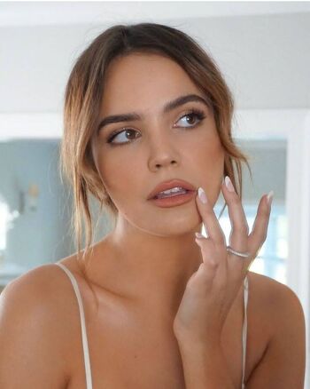 Bailee Madison