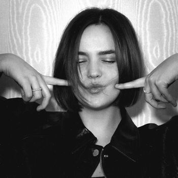 Full leaked Bailee madison private photo