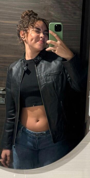 Full leaked Bailey bass private photo