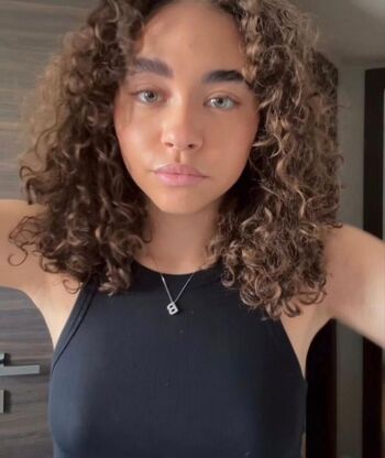 Full leaked Bailey bass private photo