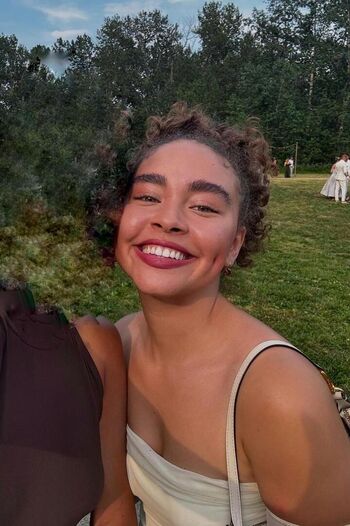 Full leaked Bailey bass private photo