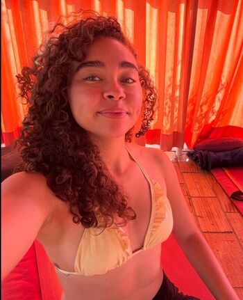 Full leaked Bailey bass private photo
