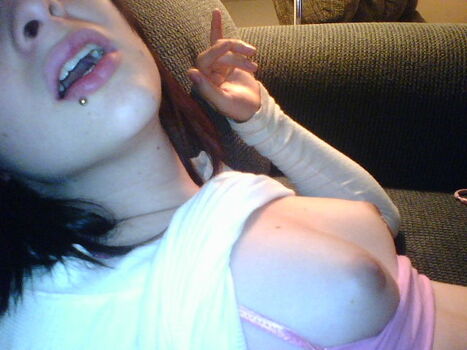 Full leaked Bailey jay private photo