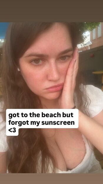 Full leaked Bailey moon private photo