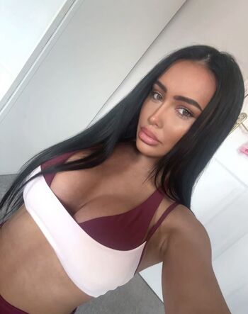 Full leaked Bailey reed private photo