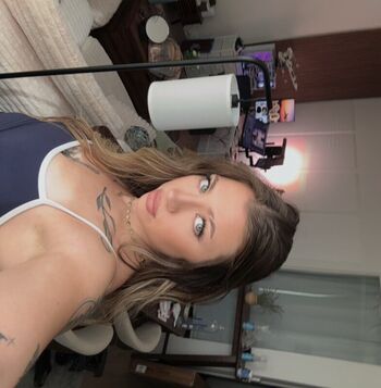 Full leaked Baileygoat private photo