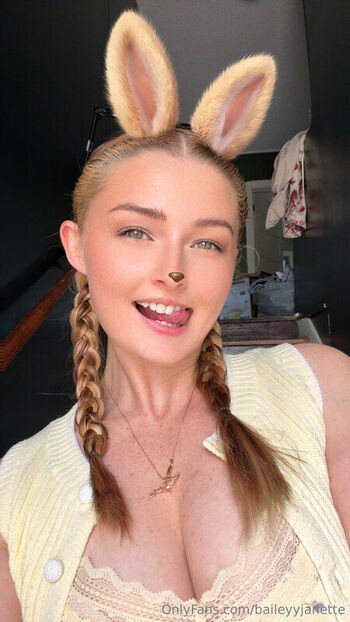 Full leaked Baileyyjanette private photo