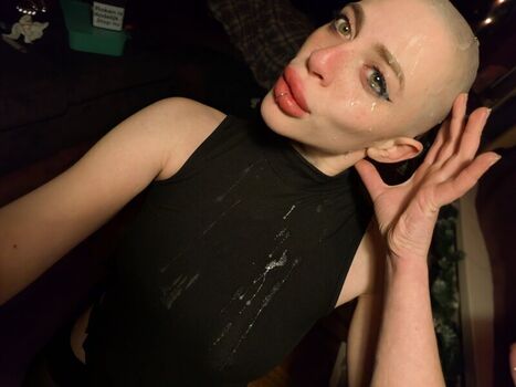 Full leaked Bald bunny private photo