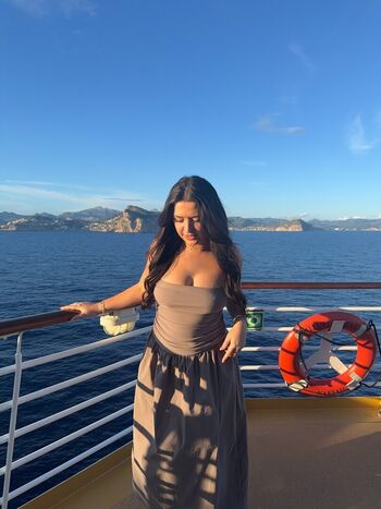 Full leaked Bambinobecky private photo